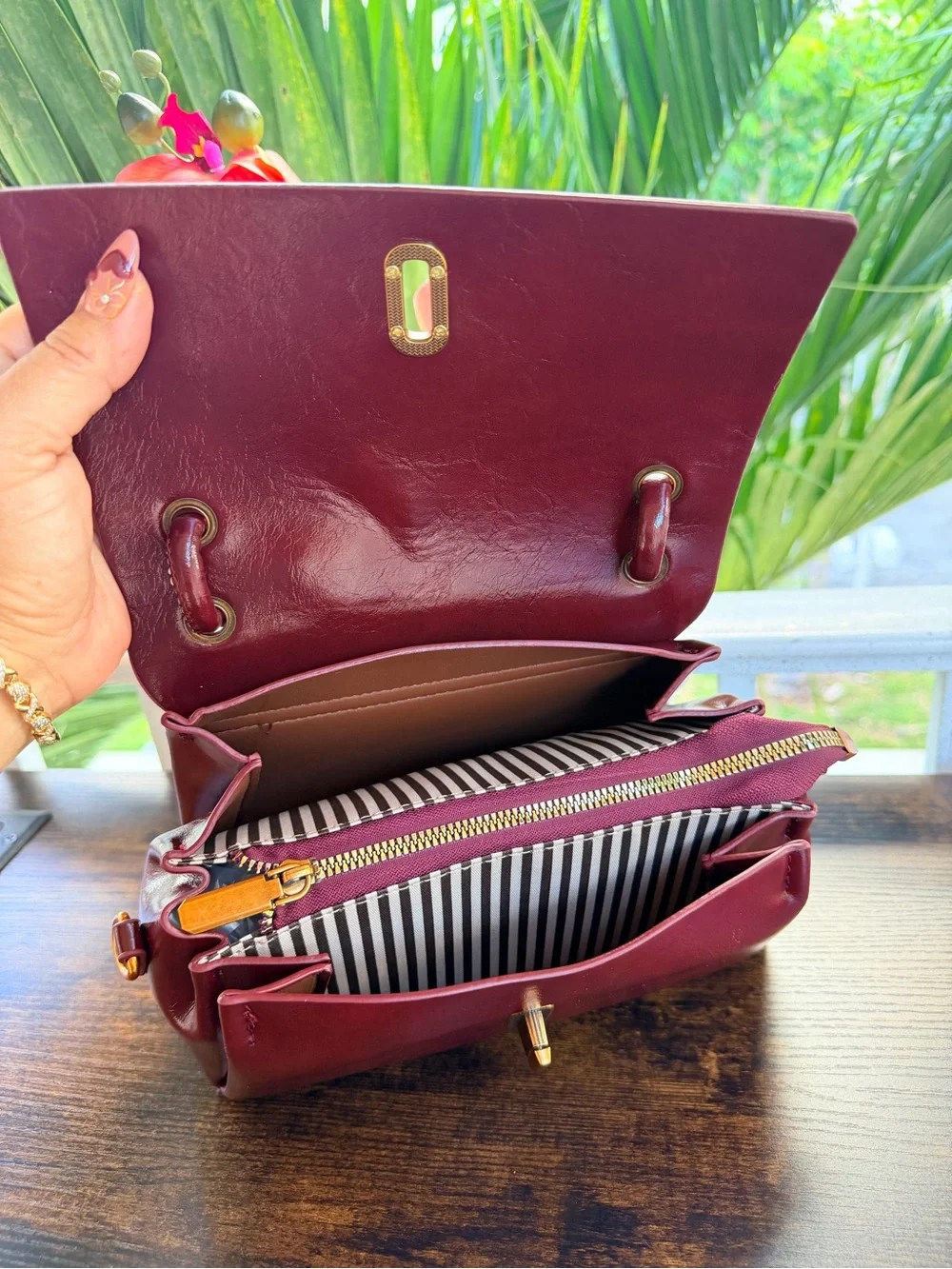 Elegant Burgundy Women’s Top Handle Bag with Adjustable Strap